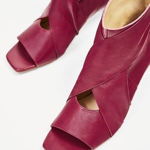 NEW! Zara Strawberry leather ankle boots, size 8